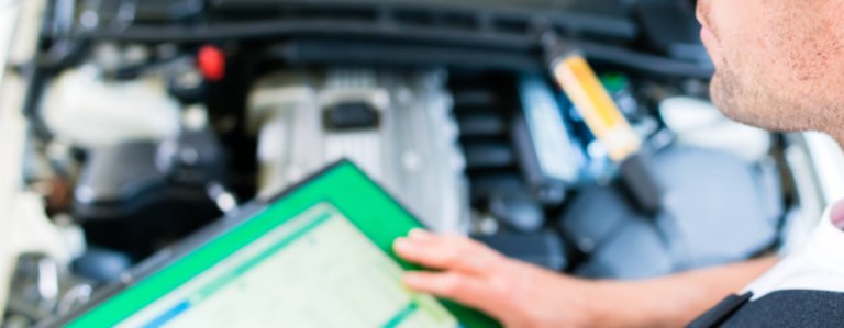 ¿Cuánto cobra un perito de Automóviles?