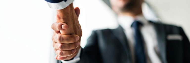 Cómo mejorar tus habilidades de negociación como perito de automoción